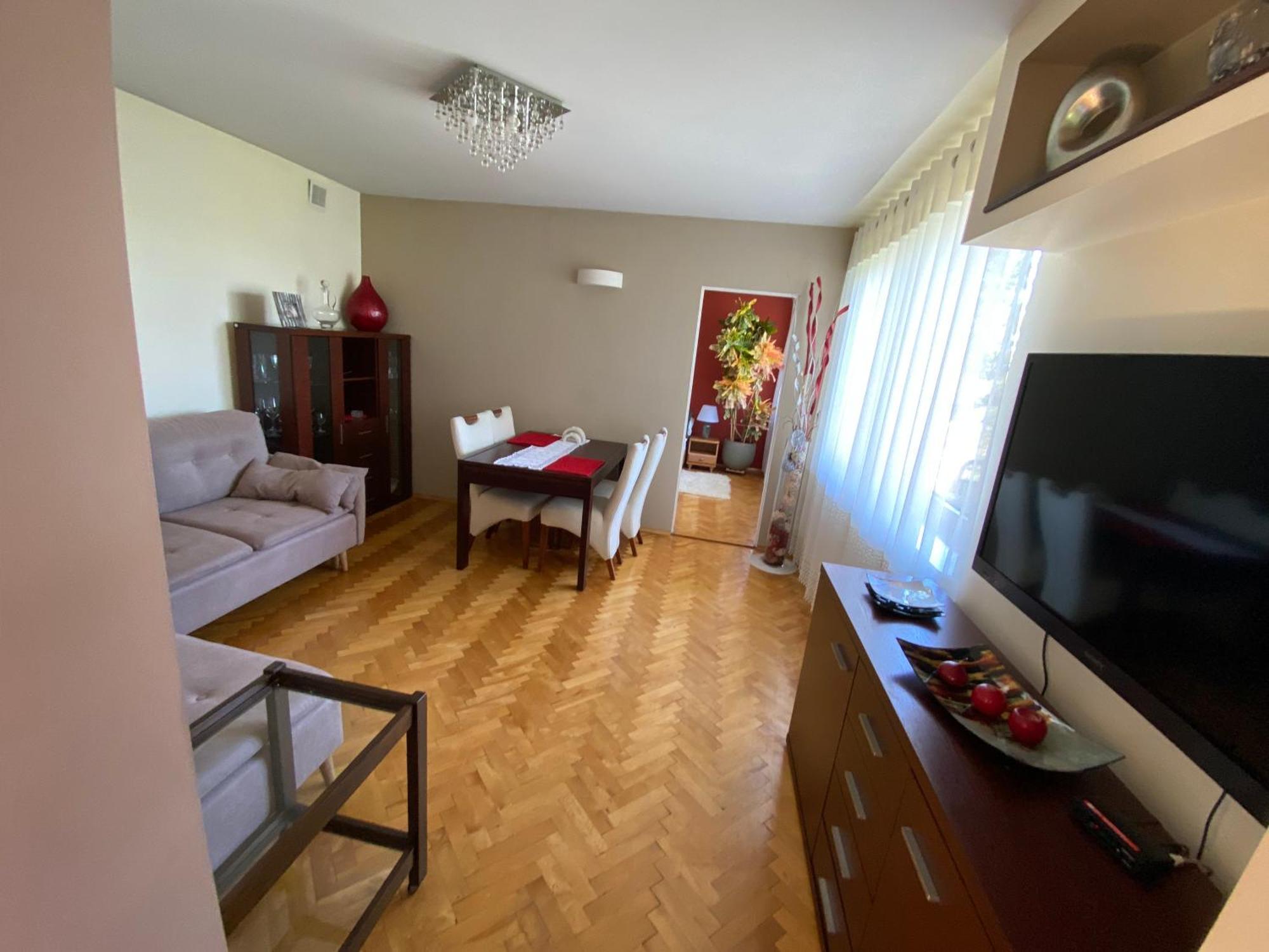 Przytulny Dom Pod Jabloniami Przy Targach Kielce Villa Exteriör bild